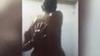 Tamil maya bathing video