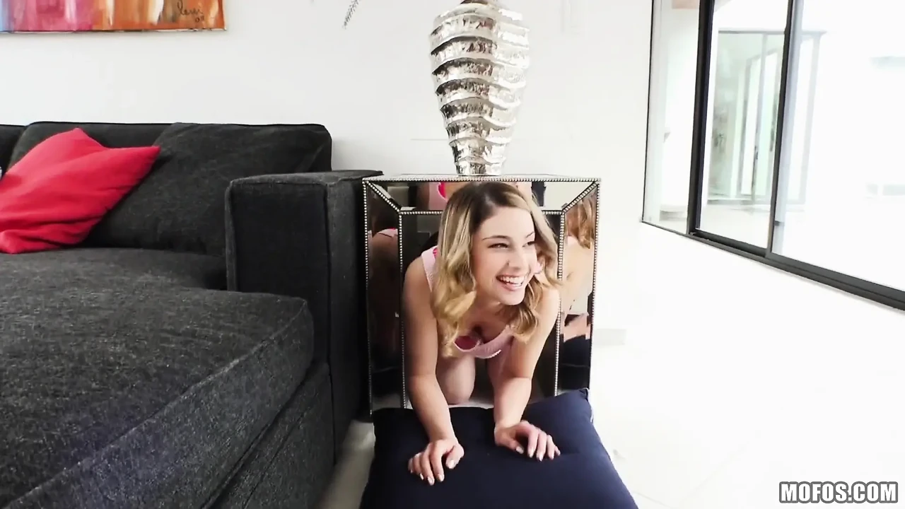 Dont Break Me - Kristen Scott Might Be Tiny, but This Cutie Spinner Loves Monster Cock!