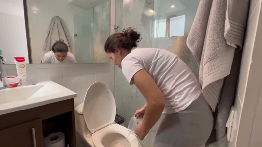 Aksi hot lesbian lesbian yang lagi asik mandi bareks di antara lesbian- lesbian yang lagi mandi