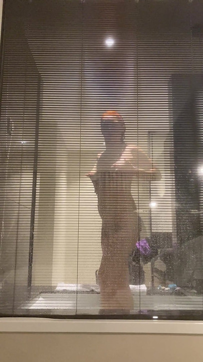 Invisible Cam in the Hotel Bathroom, Watch on the Pregnant Redhead Woman in the Hotel Bathroom with Window