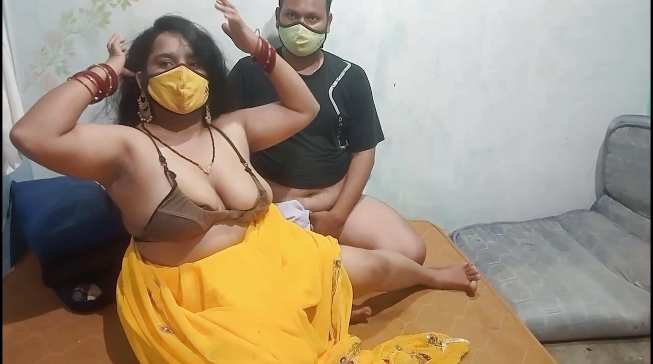 Fată desi musulmană baby futută de un proprietar de pizdă