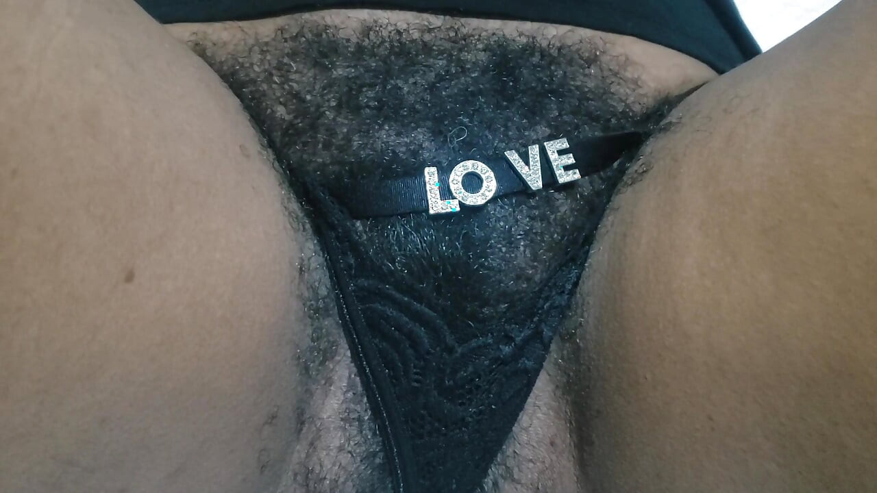 Natural Bush Lover, Hot MILF Hairy Pussy and Adult Amateur Hot Pussies