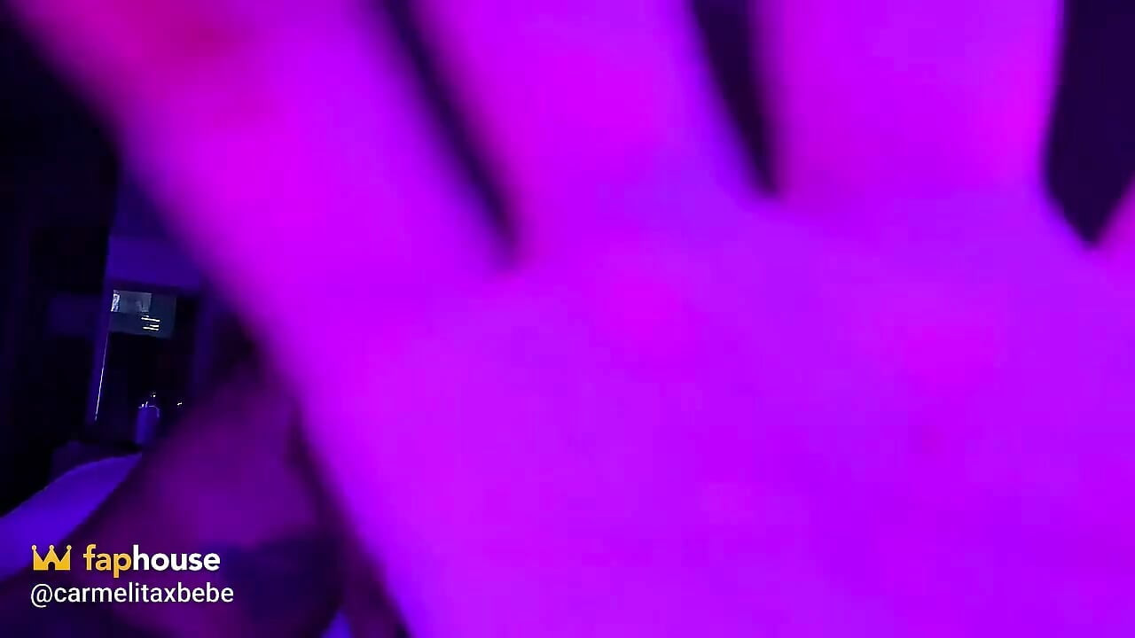 Macecha přijde navštívit nevlastního syna