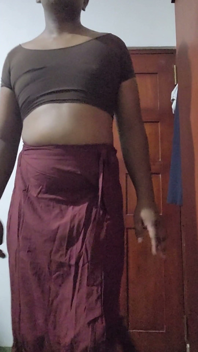Sri Lankan Sissy Girl Ash Perera Showing Her Body | Clip 1