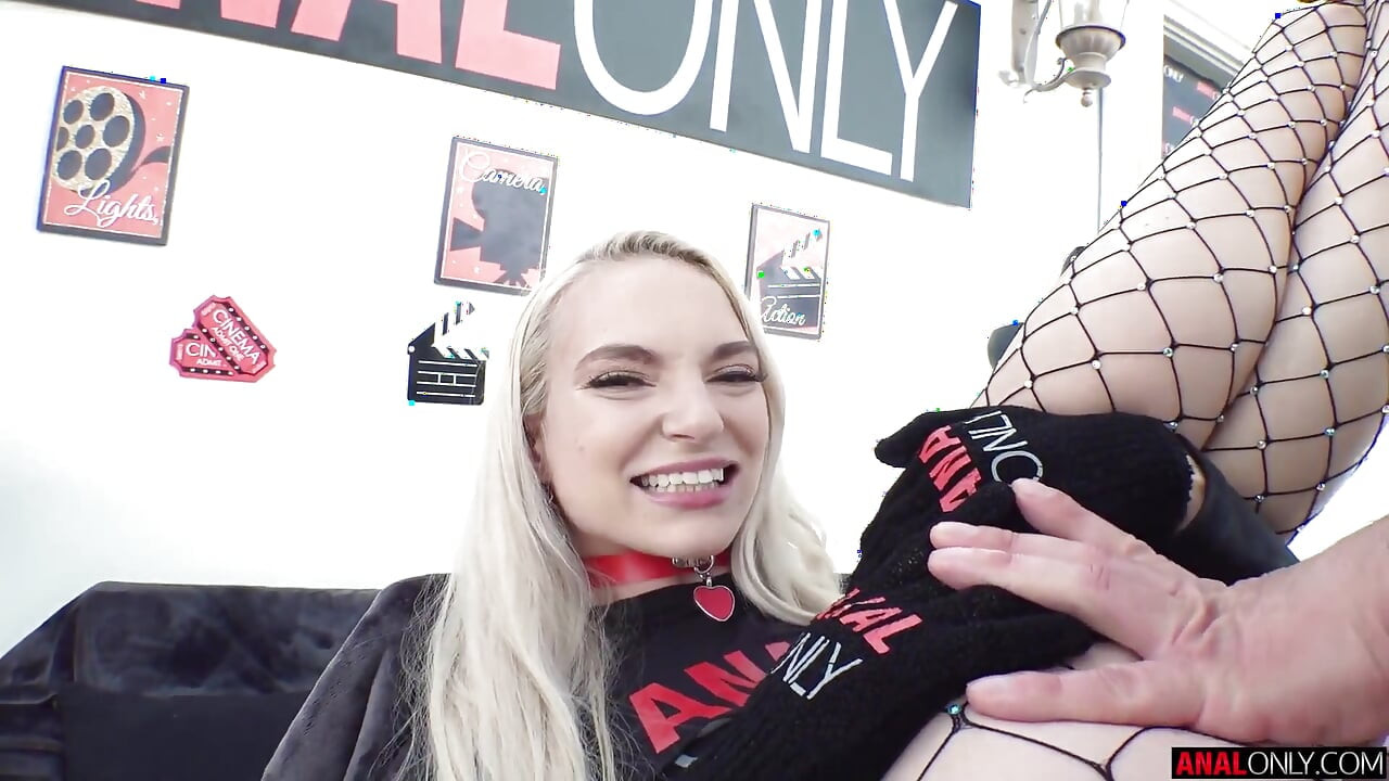 Lana Gives up the Booty