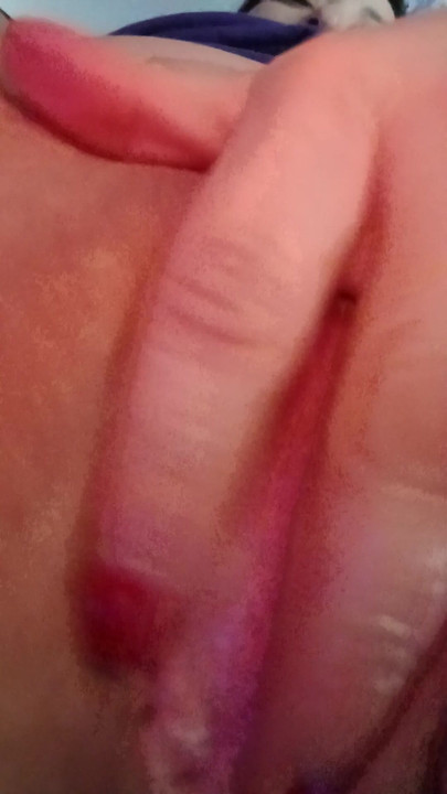 すごく濡れてるよ、ベイビー、見に来て