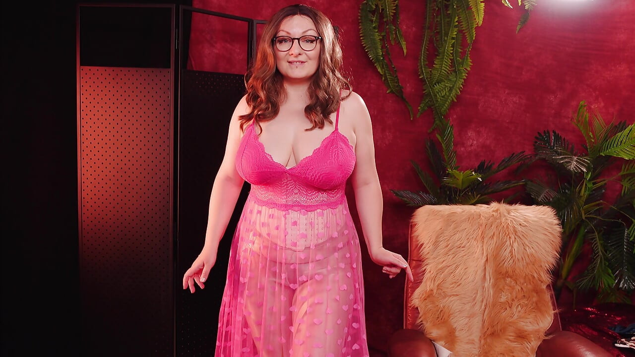 Try on Haul for Chubby MILF: Lace Lingerie Transparent Dress
