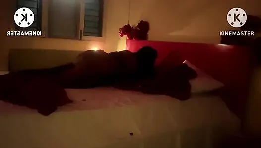 Bangalore Randi Lagi Asik Semalam Saksama Sama Pelanggan Besar Pria Kulit Hitam