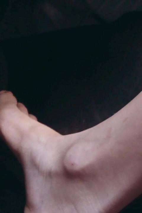 Crazy Barefoot Pedal Pumping on High Way