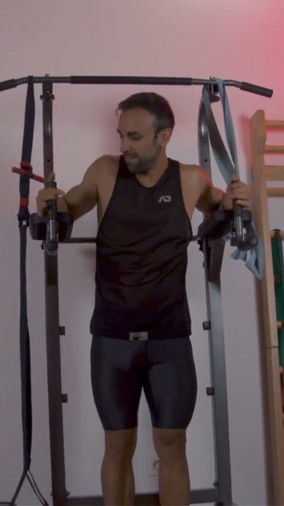 Min gymnastikinstruktør lærte mig noget nyt i dag på MuchaSexo | Klip 1