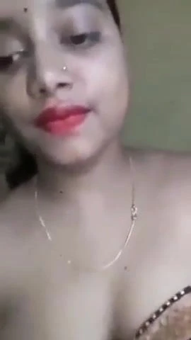 Cam show – solo step mom and her black pussy