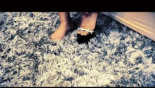 Ibu tiri mencintaimu tapi dia suka kontol pengganggumu