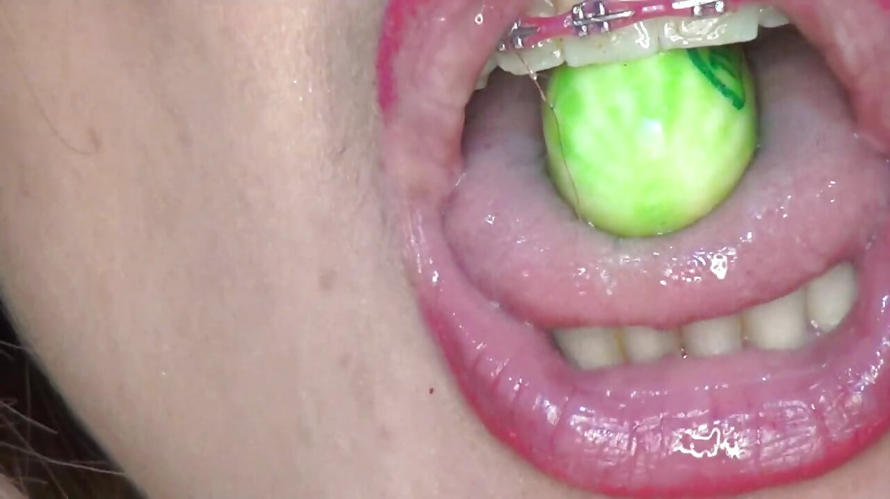 Impressive!! I Play and Swallow Huge Round Candies in the Shape of Melons