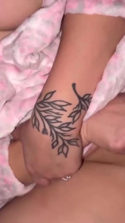 Momento imperdível de "MILF Swing Tits Múltiplos Orgasmos em Pau Grande e Vibrador"