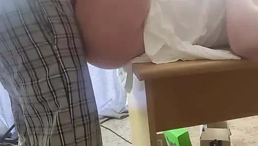 Трах на офисной столом крупным планом