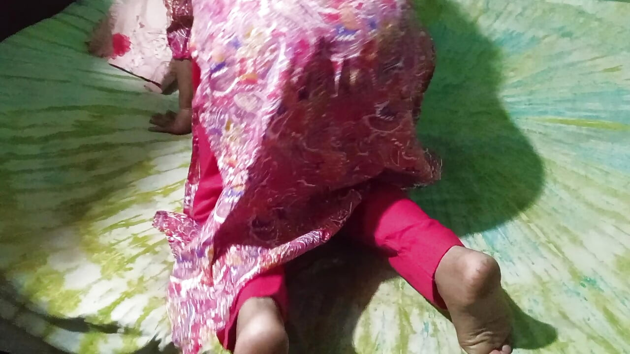 Hindu Boudi and Muslim Boy Sex Video