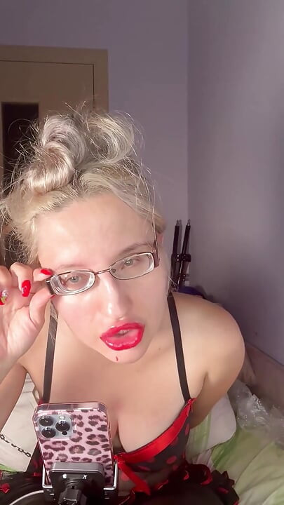 Live Cam Session with a Powerful Goddess in Thick Eyeglasses - Big Lips Sucking Dildo, Tit Play Teasing Your Love Addiction