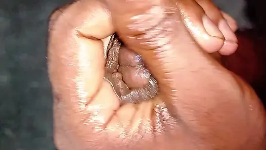 Büyük penis masajı ve mastürbasyon