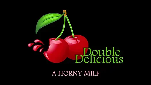 Üvey annemi dildoyla mastürbasyon yaparken filme alıyorum