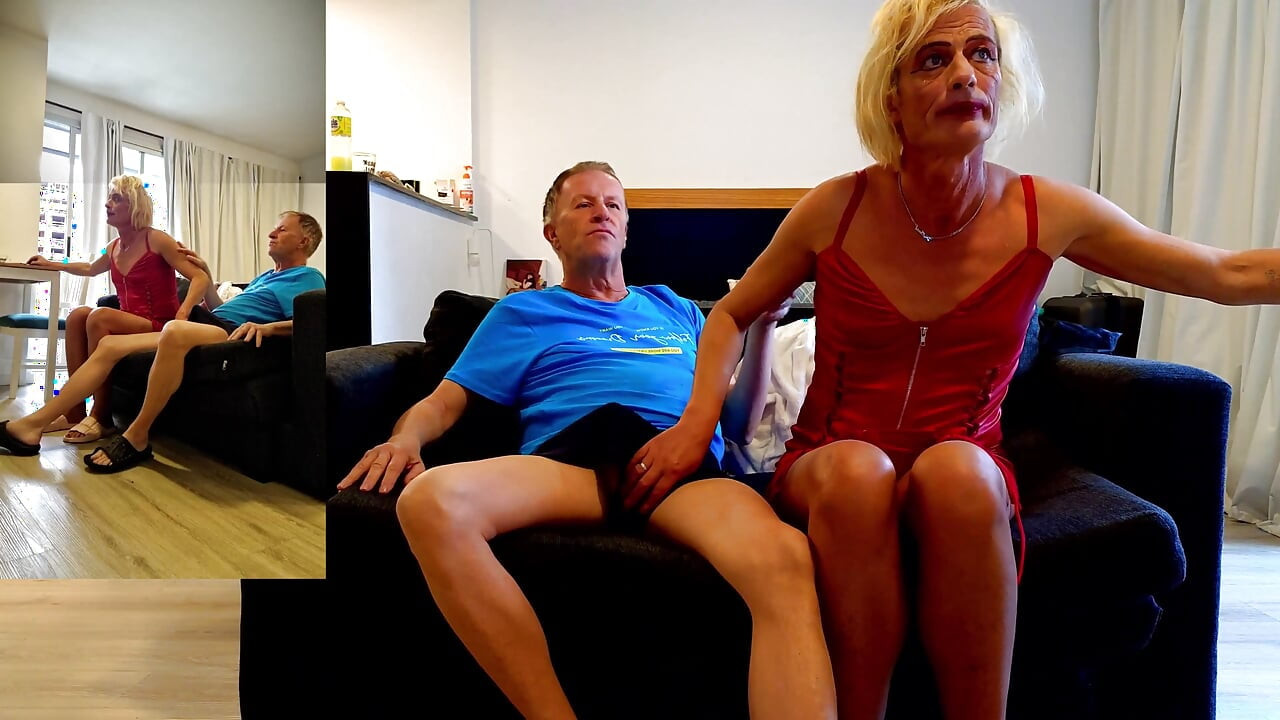 Najnoviji Seks Show Uživo, Gigi i Dave, Shemale i Muški Par, POV, Iza Kulisa, Seks preko Web Kamere, 02.09.2025
