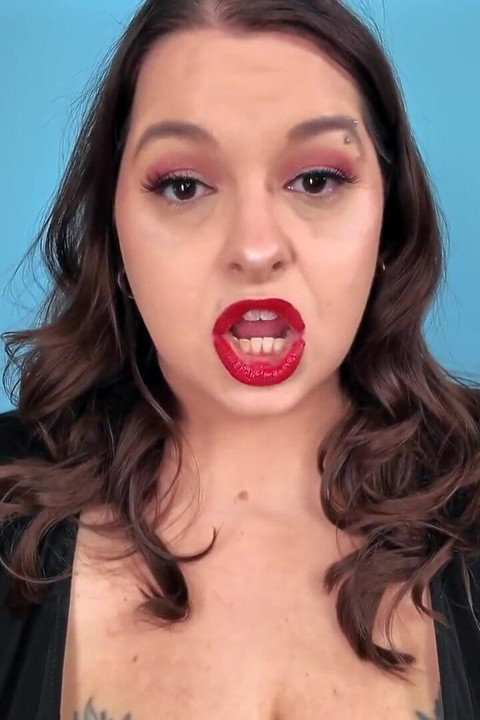 Forever Weak for My Lips - Seductress Sydney Screams Applies Red Lipstick Before Covering You with Her Lipstick Kiss Marks