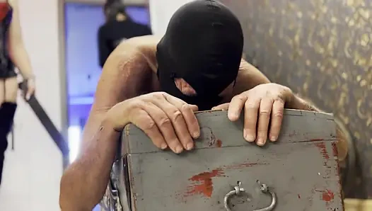 No safeword CANING : thick wooden- Sadomasochism - French Sadist - No safe word