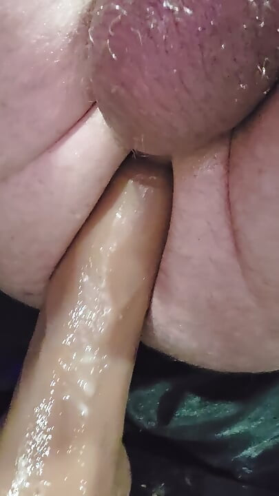 Dildo play