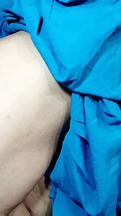 blue dressed indian punjabi girlfriend ki chudai outclass pussy fucking missionary sex with hindi moans | Clip 1