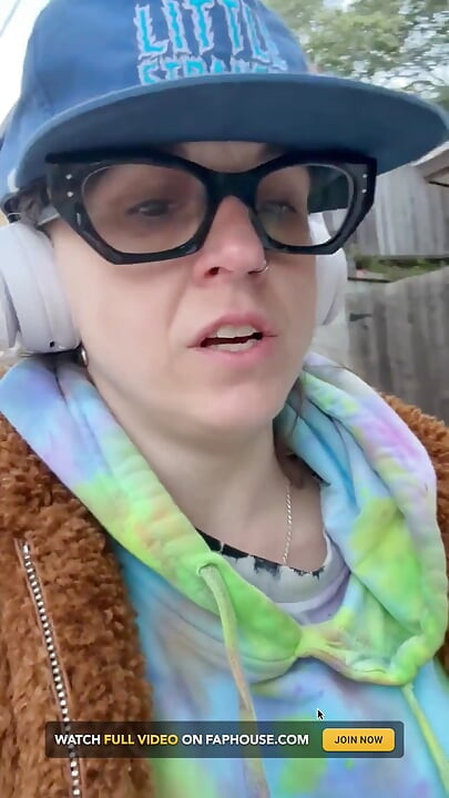 متعة ثلاثية في كاليفورنيا