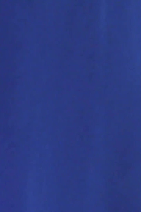 Juicy Ass and Elastic Pussy Spinning in Front of the Camera Shows All Holes