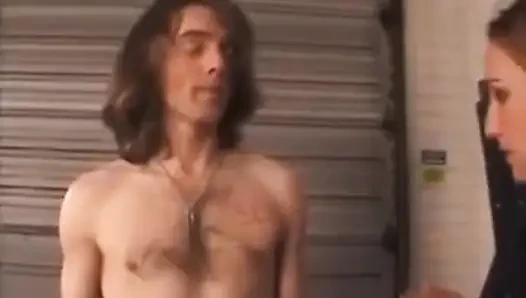 İtaatkar adam yaramaz sahibe tarafından göt deliğini siktiriyor