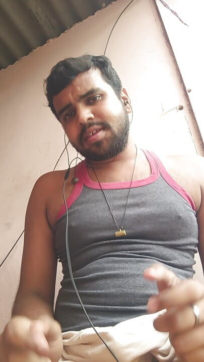 Ismaatdeva watching prostitute nude dancing video with erotic orgasam dancing jerk