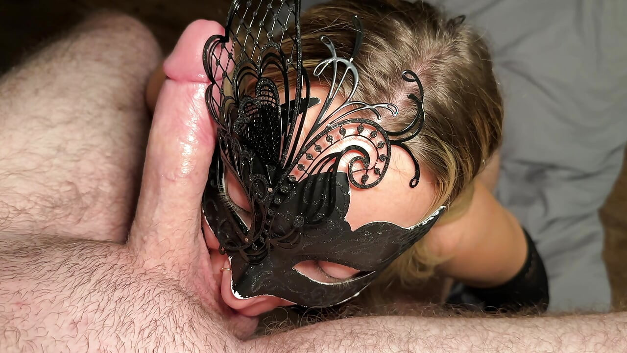 Bú cặc, nằm lại và nuốt tinh