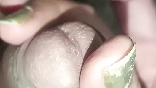 Lambe Lund Ko Hilakar Pani Nikala Handjob Sex