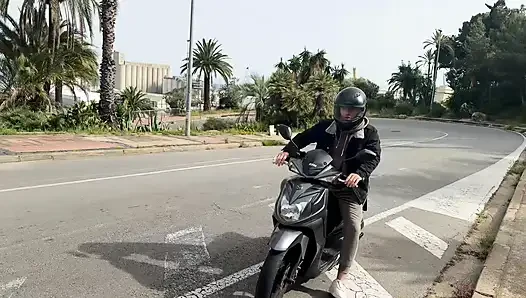 Saya Melakukan Seks Di Luar Ruangan Dengan Tubuh Sempurna Latina yang Saya Temukan Di Jalan - Lola Bratz