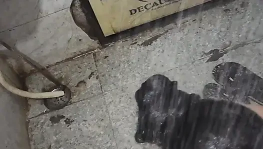 İlk kez mastürbasyon duş zamanı tam tatmin seks köyü ateşli yenge banyoda seks