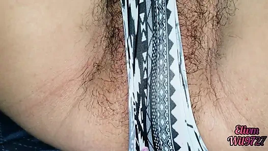 Играю с моей сводной сестрой в трусиках