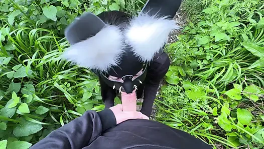 I caught a stranger masturbating and gave him a delicious blow job in the park.
