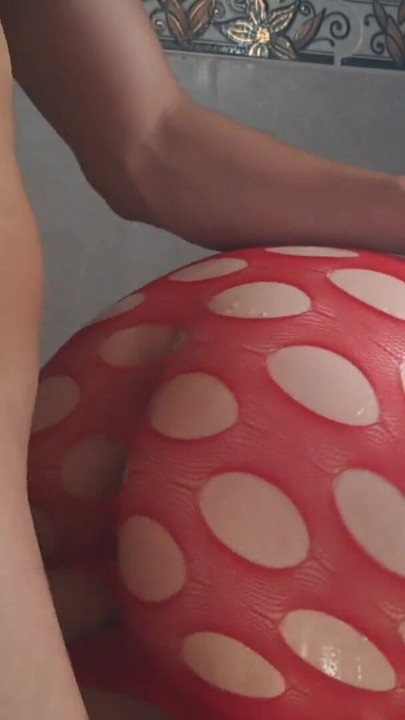 I get in the shower with my stepmother and she ends up swallowing all the milk | Clip 1