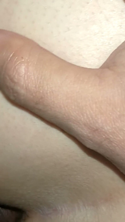 My first anal penetration, I moan like a slut and I get a surprise in me - Dazzlingfacegirl | Clip 1
