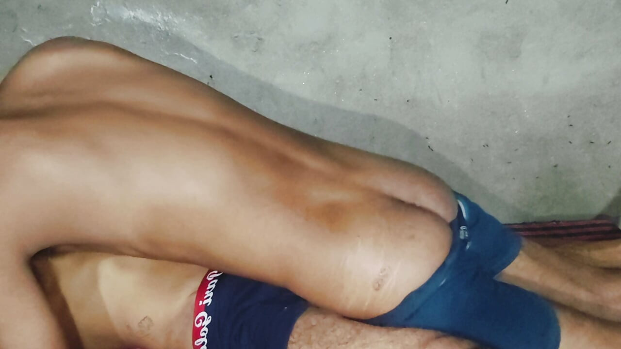 Bada lund se muh me ki chudai Indian me dost ne hot gaye