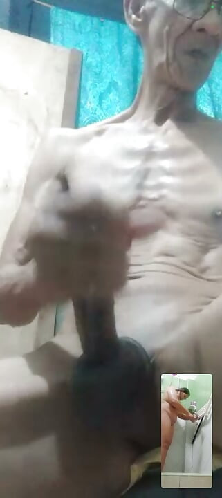 Pinay mature video sex to her hubby .both horny..!