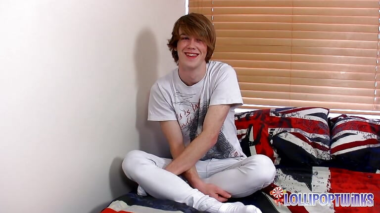 LollipopTwinks Kai Alexander preuzima potpunu kontrolu nad milovanjem s žestokim ritmom i gladnom namjerom