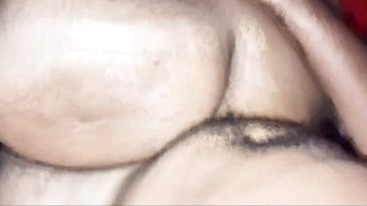 我去求禱告，我得到了雞巴，牧師吃了我信徒的屁股，羞辱了我的丈夫