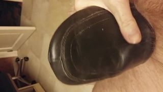 Lenny52: THE TALE OF TASTY FEETISH SLIPPERS CUM - part 02