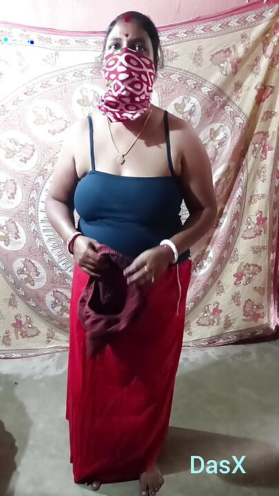 Green Saree – SFW solo meleleh