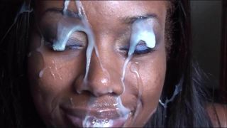 Супер сексуальная чернокожая обожает камшоты на лицо