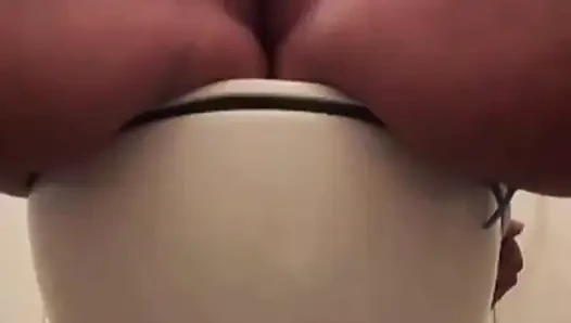 Hot in the Toilet with Orgasm