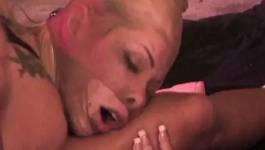 Blonde Gives Sloppy Blowjob and Takes Hard Penetration Outdoors