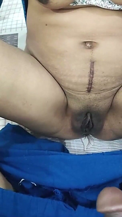 Pyasi jawan stepsister ko ungli dalke chut me bada lund daala desi chudai | Clip 3